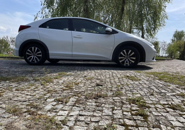 Honda Civic cena 39900 przebieg: 234000, rok produkcji 2015 z Tczew małe 704